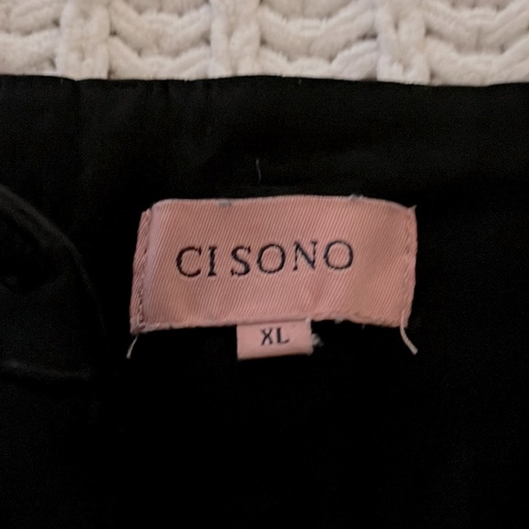 🖤Ci Sono Black Athleisure Stretch Mid Thigh Spring Summer Shorts Size X-Large🖤 - Picture 5 of 6